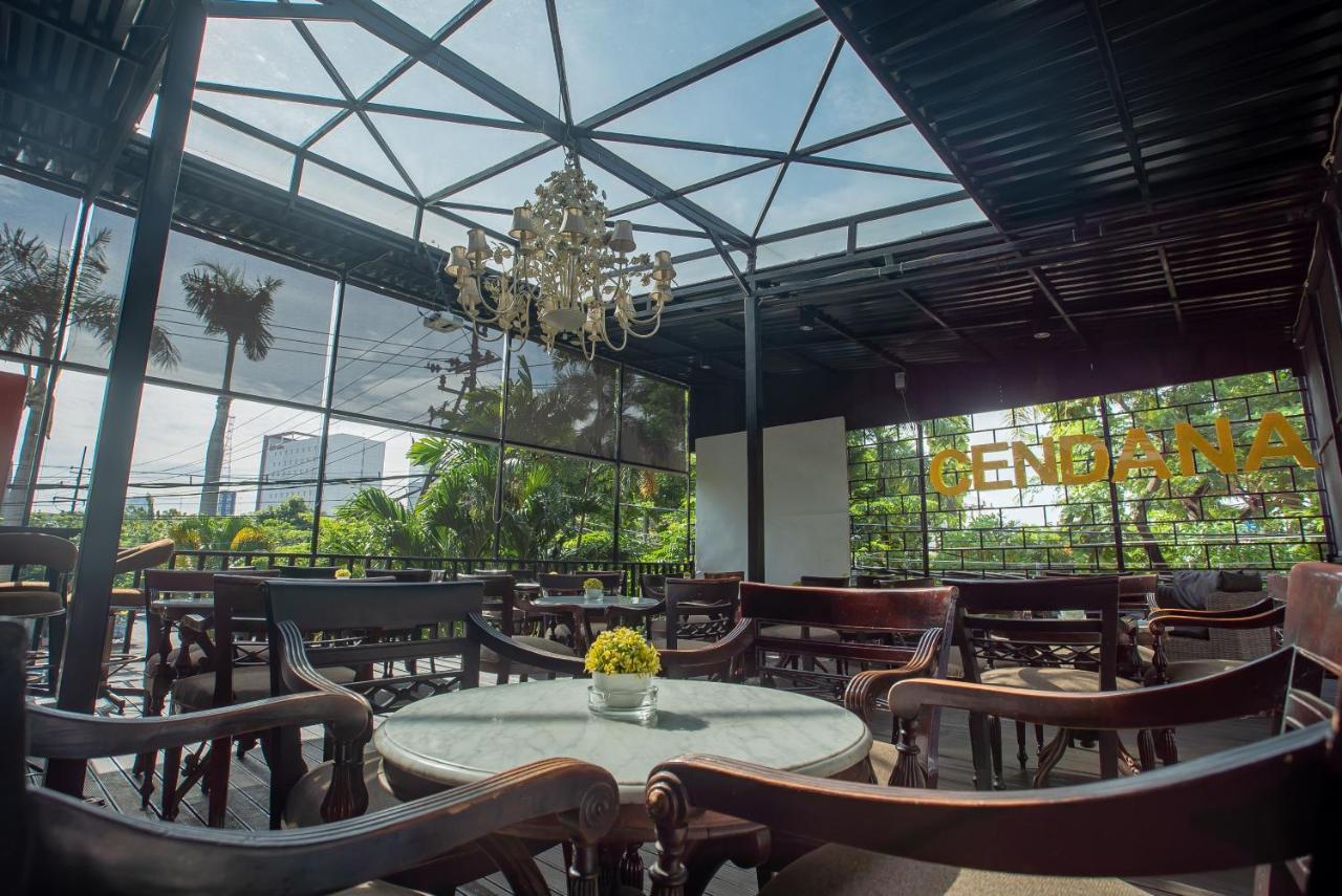 Royal Regantris Cendana Otel Surabaya Dış mekan fotoğraf