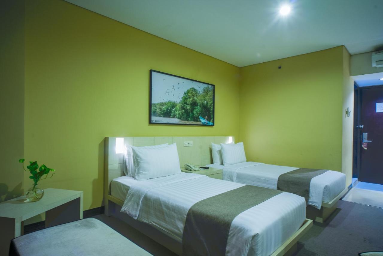 Royal Regantris Cendana Otel Surabaya Dış mekan fotoğraf
