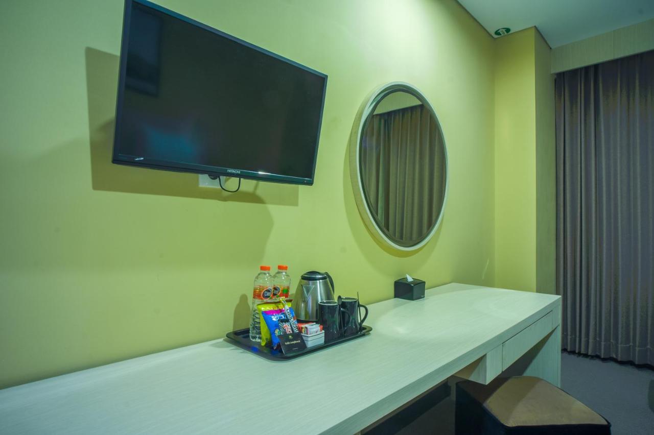 Royal Regantris Cendana Otel Surabaya Dış mekan fotoğraf