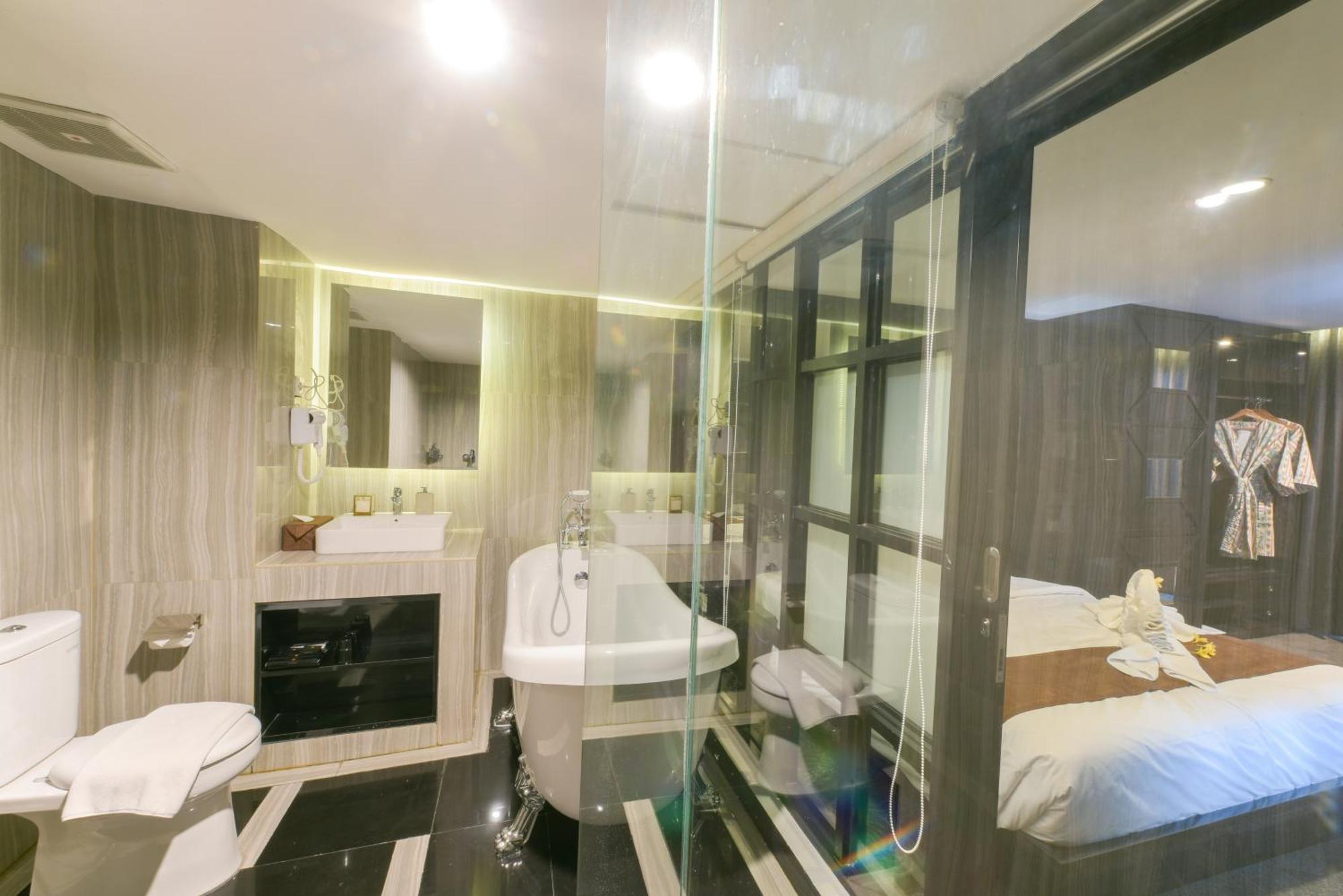 Royal Regantris Cendana Otel Surabaya Dış mekan fotoğraf